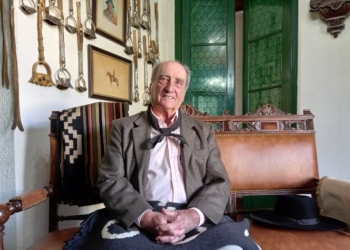 Don Pedro Lucio Sarciat lleva ocho décadas en busca del mejor caballo indomable: Incansable impulsor de las jineteadas, llegó a desfilar hasta en la cancha de River