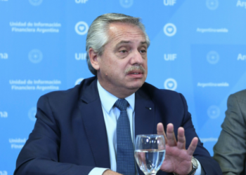 El gobierno logró su objetivo: Cayeron fuerte las exportaciones argentinas de carne vacuna porque los frigoríficos ajustaron faena