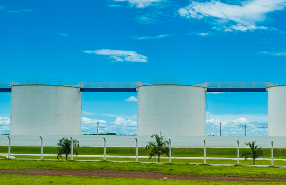 Brasil mantiene el corte de biodiésel del 10% en 2022 y la cadena agroindustrial salió a criticar la medida con los tapones de punta