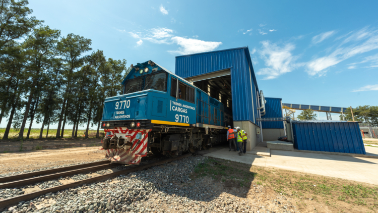 Las terminales de ACA y Cofco en Timbúes ya tienen habilitada una conexión ferroviaria con el Belgrano Cargas