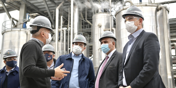 Manzur y Domínguez visitaron en Córdoba tres industrias de bioetanol maicero para intentar mostrar que están a favor del sector