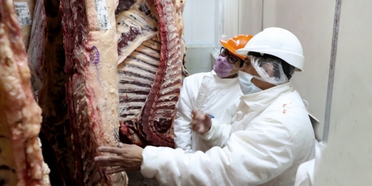 El gobierno usa la agencia oficial para avisar que “no permitirá que se concrete ningún tipo de abuso con los precios de la carne”