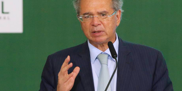 Brasil reduce en un 10% el arancel del 87% de los bienes importados: Se incluyó al trigo, pero no a la leche en polvo