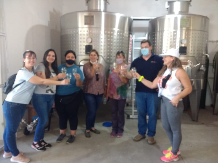 Néstor Ianni dejó su vida de ciudad para ir a hacer su propio vino: “Entendí que no puedo esperar a que las cosas cambien afuera para sentirme mejor yo”