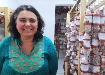 “Único e irrepetible”: Así es el Salame de Tandil contado por Juana Echezarreta, integrante de una familia de vascos que llevó esa receta del campo a la ciudad