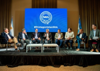 Mientras el gobierno resuelve sus internas, la Mesa de Enlace le pone presión para que levante el cepo exportador a fin de año