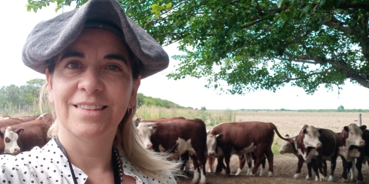 Yeny Yurchag no tiene ni una hectárea de campo, pero sus convicciones se pesan en toneladas: Es la primera mujer en dirigir la Sociedad Rural de San Luis