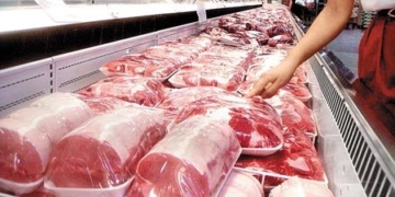 Faltan divisas para neumáticos, pero la Argentina gastó en octubre US$ 15 millones importando carne porcina que no necesita