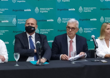 Cuestión de fe: Domínguez promete “apertura total” para las exportaciones de cortes de vaca y anuncia un “Plan GanAr” para los productores