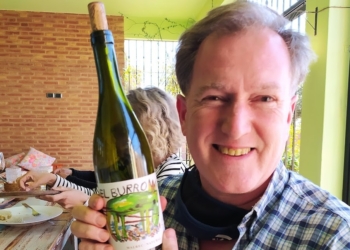 La Peña del Colorado: Un brindis por los que trabajan en este país, donde los políticos hacen siempre lo contrario