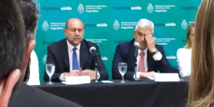 “Que la inocencia les valga” por adelantado: No habrá apertura exportadora de carne vacuna, como prometió Domínguez, y seguirán los cupos por planta