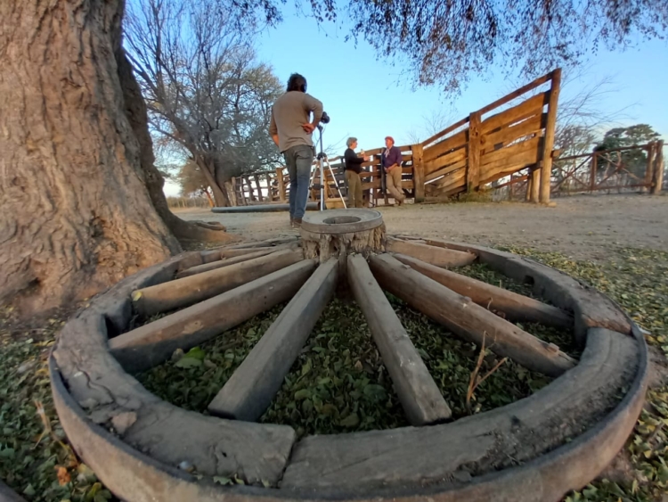La Peña del Colorado: Un brindis por los que trabajan en este país, donde los políticos hacen siempre lo contrario