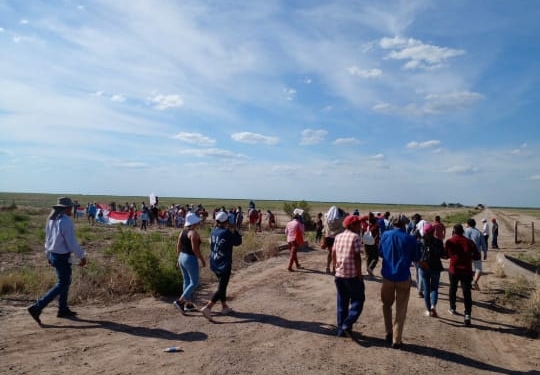 Un productor da la cara y denuncia la usurpación de parte de su campo por el Mocase: “Dicen que son indígenas y de indígenas no tienen nada”