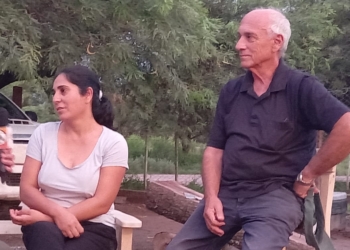 La madera y su tradición: Máxima y Jorge fabrican muebles que recuperan las antiguas costumbres de la época colonial en Santiago del Estero