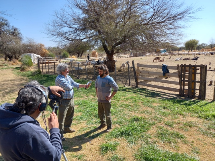 La Peña del Colorado: Un brindis por los que trabajan en este país, donde los políticos hacen siempre lo contrario